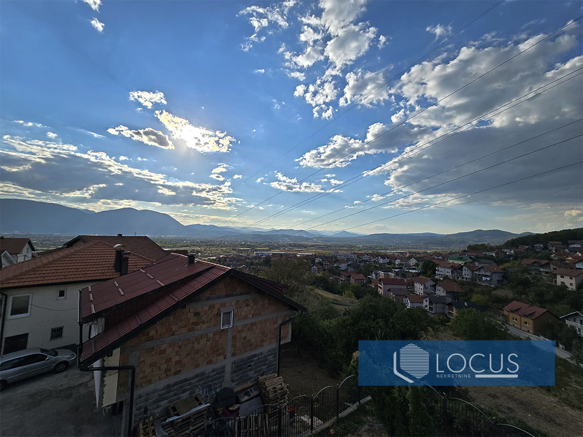 25. Pogled.jpg
